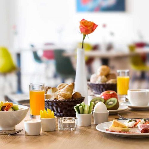 gruppenreise-frühstück